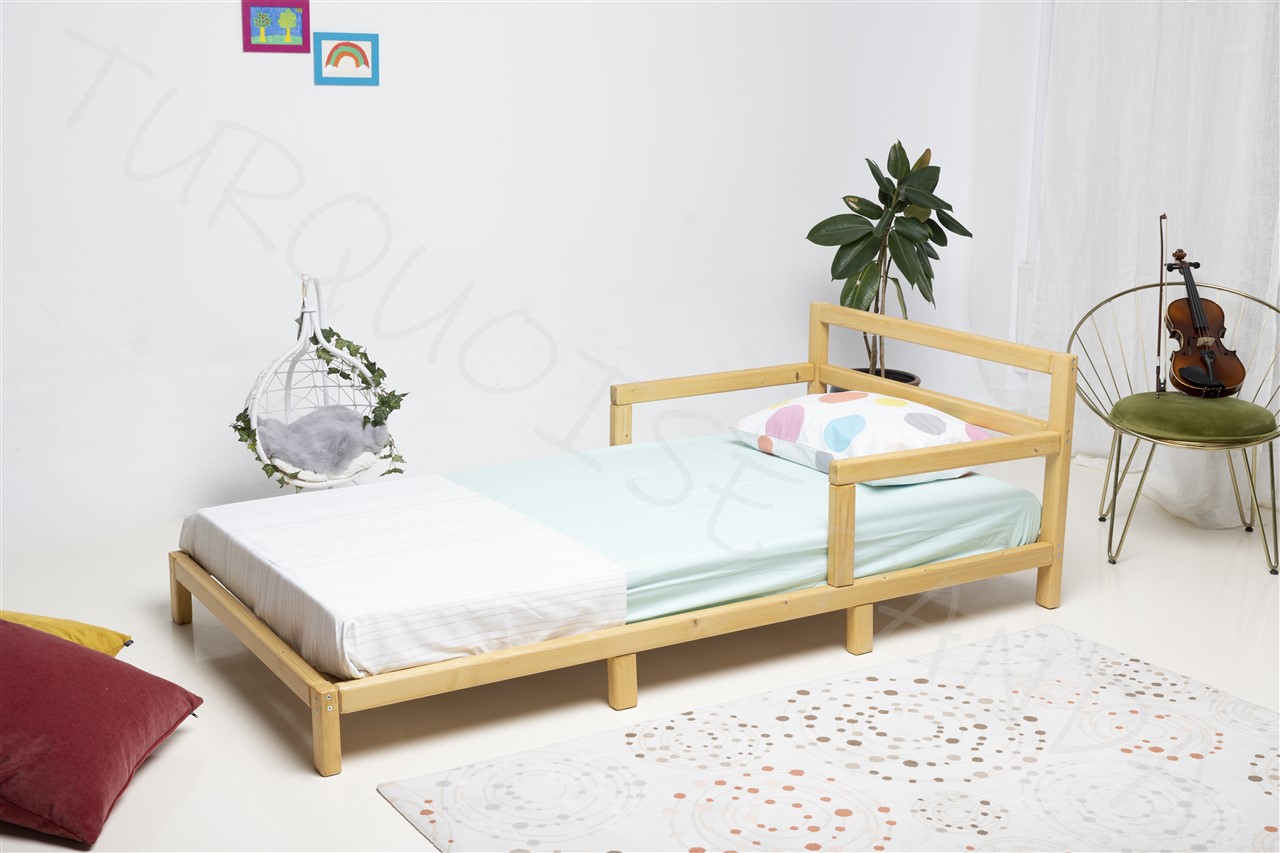 Natural and Healthy Sleeping Space: Benefits of Wooden Cribs for Child Health